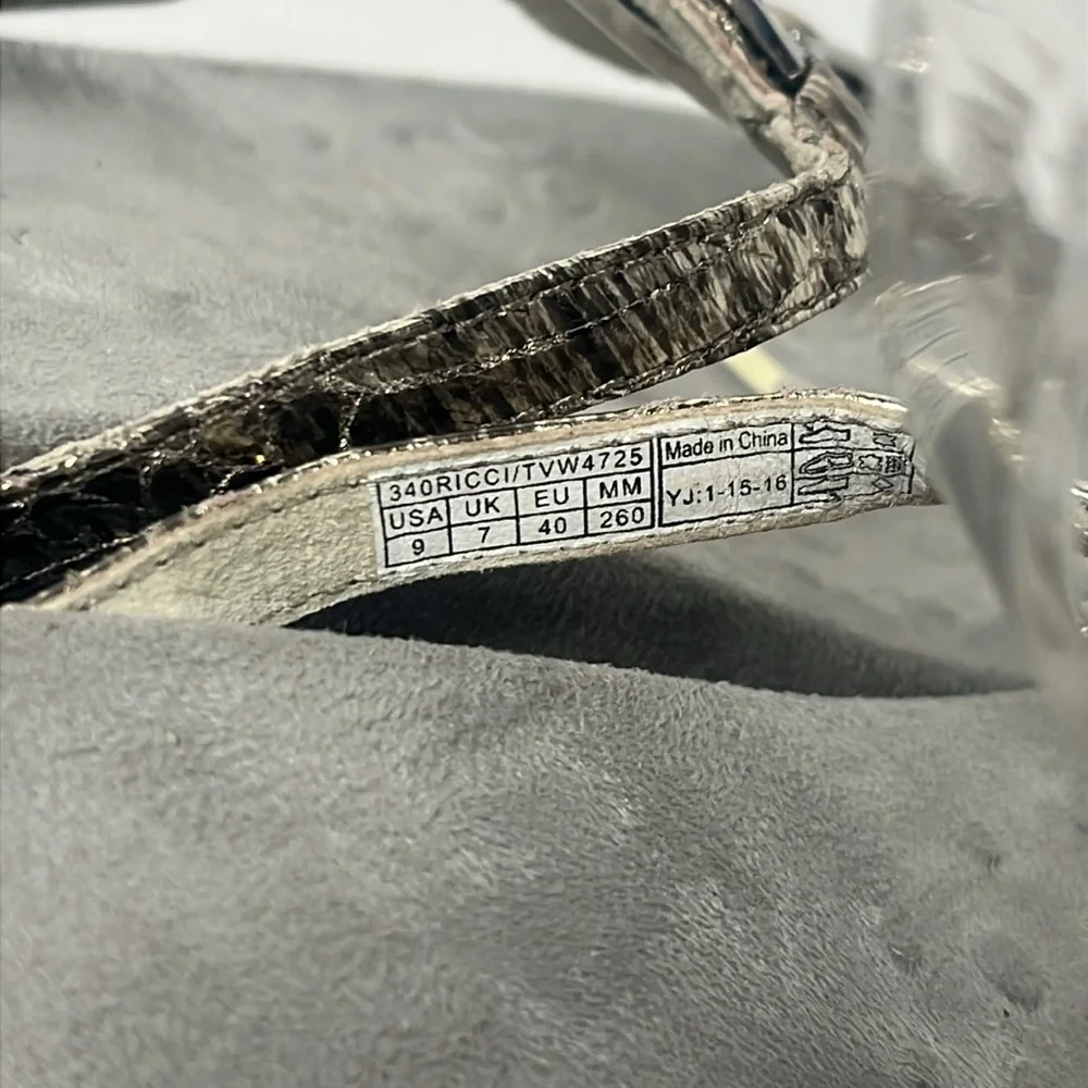Vionic Ricci Jeweled Orthopedic Comfort‎ Sandal Flip Flop Womens 9 in Silver